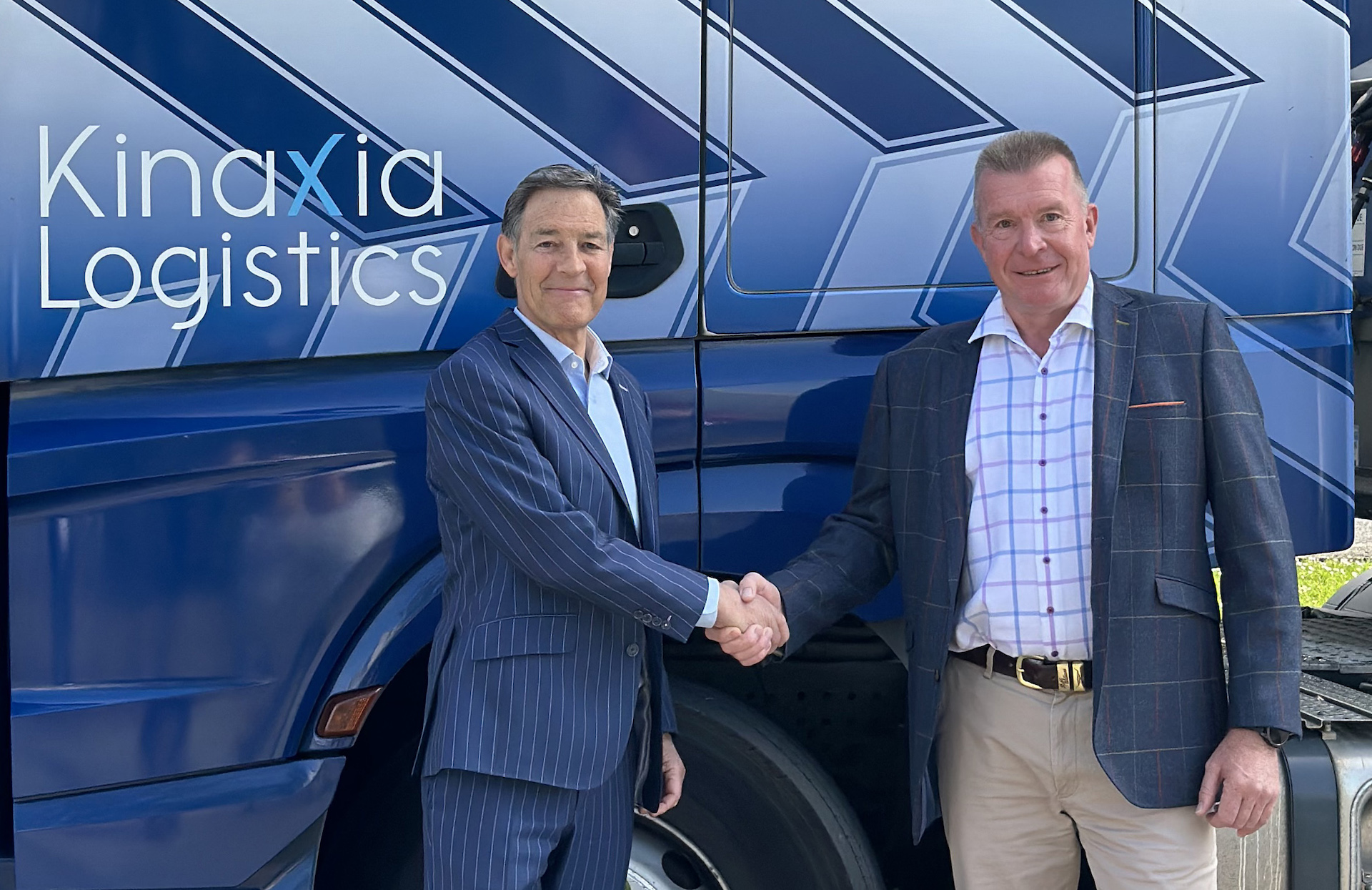 Kinaxia Logistics has won a contract with marketing and distribution group Robinson Young to provide warehousing and transport services for fast-moving consumer goods across the country.